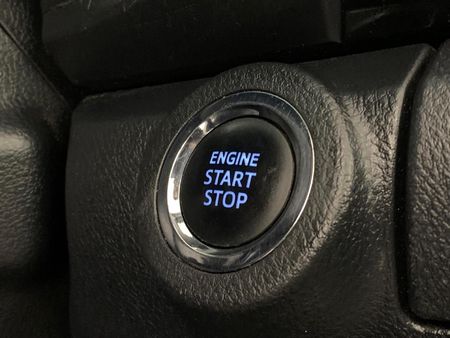 2021-Toyota-Hilux-28-GD-6-Raised-Body-Legend-Auto-Double-Cab_19