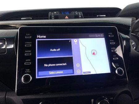 2021-Toyota-Hilux-28-GD-6-Raised-Body-Legend-Auto-Double-Cab_8