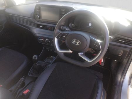 2024-Hyundai-i20-12-Premium_12