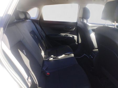 2024-Hyundai-i20-12-Premium_16