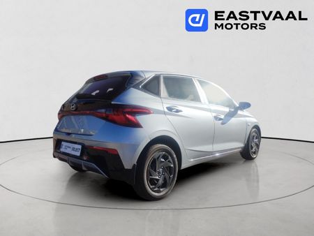 2024-Hyundai-i20-12-Premium_6