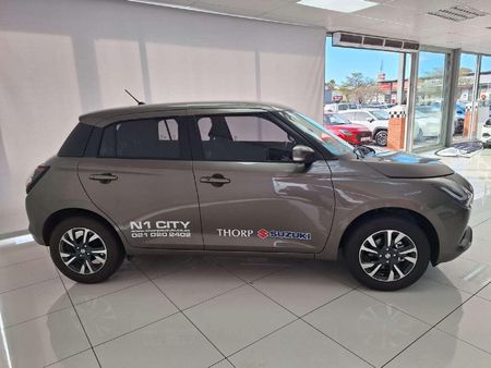 2026-Suzuki-Swift-12-GLX_1