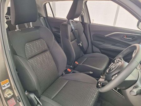 2026-Suzuki-Swift-12-GLX_8