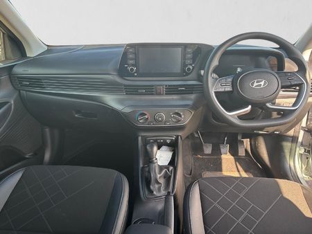 2026-Hyundai-i20-12-Premium_17