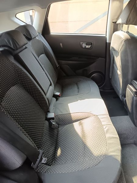 2008-Nissan-Qashqai-20-Acenta_8