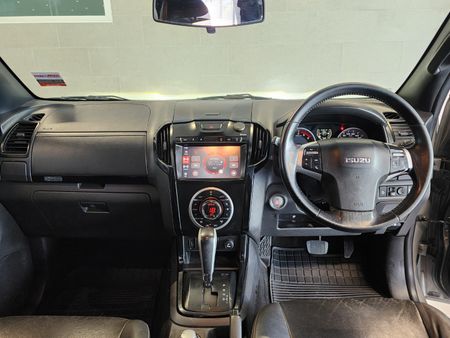 2021-Isuzu-D-Max-300-LX-4x4-Auto-Double-Cab_15