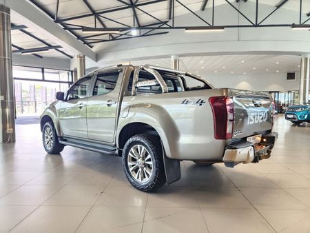 2021-Isuzu-D-Max-300-LX-4x4-Auto-Double-Cab_7
