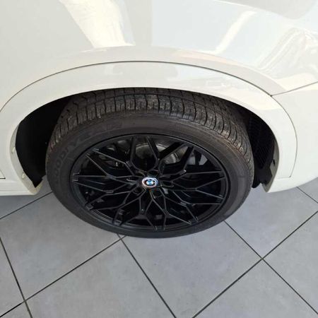 2016-BMW-X3-xDrive20d-M-Sport-Auto_17
