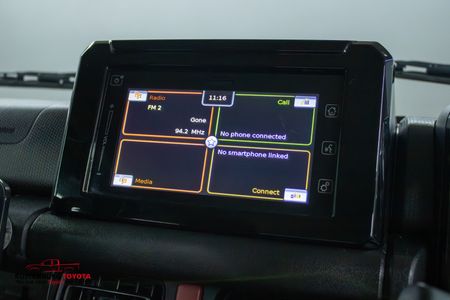 2023-Suzuki-Jimny-15-GLX_14