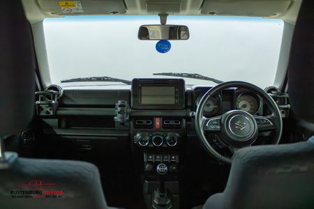 2023-Suzuki-Jimny-15-GLX_6