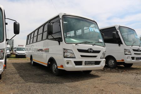 2017-Hino-300-34-Seater-12-Standing_2