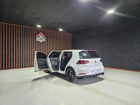 2020-Volkswagen-Golf-VII-GTI-20-TSI-Auto-TCR_23