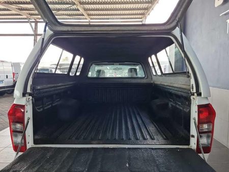 2020-Isuzu-D-Max-250-HO-Fleetside-Safety-Single-Cab_9