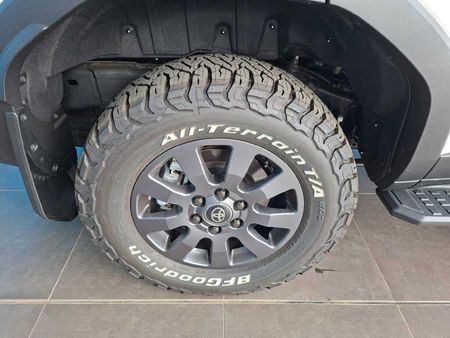 2025-Toyota-Land-Cruiser-Prado-VX-R-28GD-Auto_19