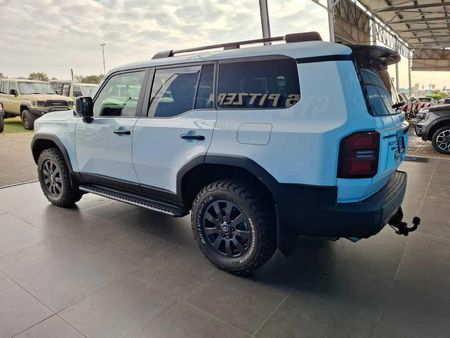 2025-Toyota-Land-Cruiser-Prado-VX-R-28GD-Auto_3