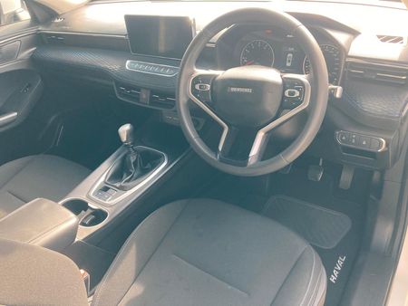 2022-Haval-Jolion-15T-City_12