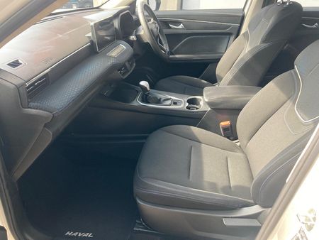 2022-Haval-Jolion-15T-City_8