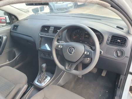 2025-Volkswagen-Polo-Vivo-VW-POLO-VIVO-LIFE-16-AUTO_3