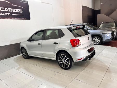 2022-Volkswagen-Polo-Vivo-14-Comfortline-5-dr_13