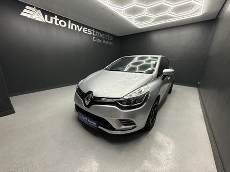 2019-Renault-Clio-IV-900T-Authentique-5-dr-66kW_5