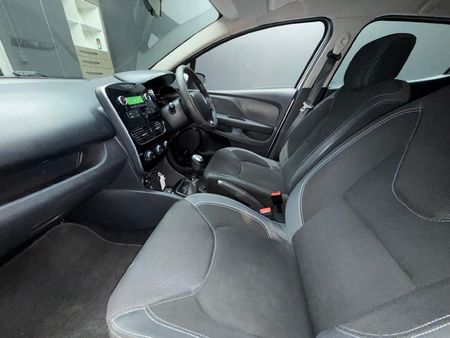 2019-Renault-Clio-IV-900T-Authentique-5-dr-66kW_7