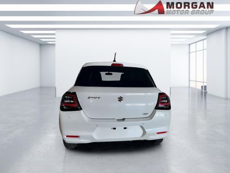 2025-Suzuki-Swift-12-GL_5