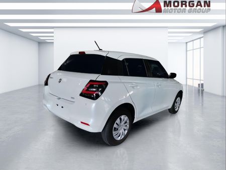 2025-Suzuki-Swift-12-GL_6