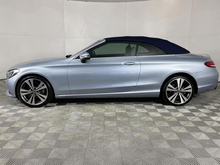 2018-Mercedes-Benz-C-Class-C-200-Cabrio-Auto_17