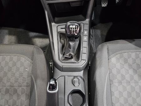 2025-Volkswagen-Polo-Classic-Polo-16_9