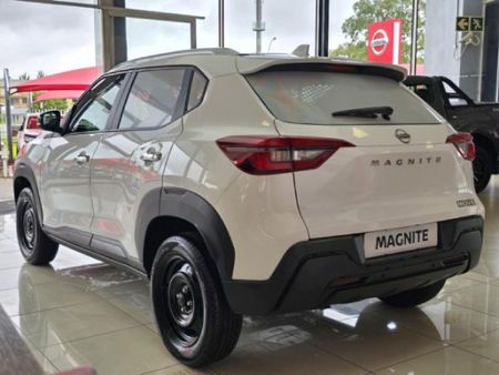 2025-Nissan-Magnite-Move-10-Visia-FC-PV_6