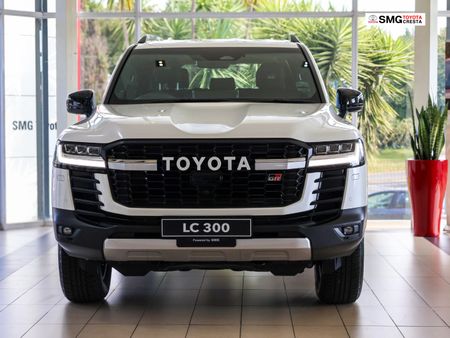2026-Toyota-Land-Cruiser-300-V6-35T-GR-S_4