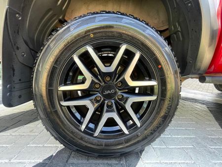 2023-JAC-T8-20-CDI-Lux-4x4-Double-Cab_14