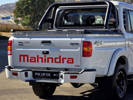 2026-Mahindra-Pik-Up-22-mHawk-S11-Auto-Double-Cab_9