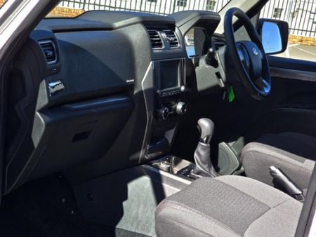 2026-Mahindra-Pik-Up-22-mHawk-S11-Auto-Double-Cab_13