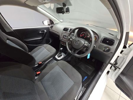 2023-Volkswagen-Polo-Vivo-16-Comfortline-Auto-5-dr_17