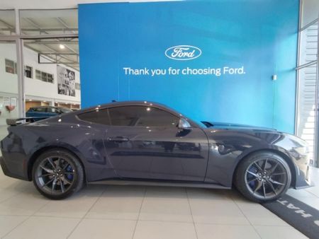 2026-Ford-Mustang-Dark-Horse-Fastback_3