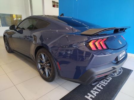 2026-Ford-Mustang-Dark-Horse-Fastback_5