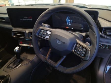2026-Ford-Mustang-Dark-Horse-Fastback_6