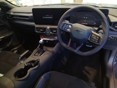 2026-Ford-Mustang-Dark-Horse-Fastback_7
