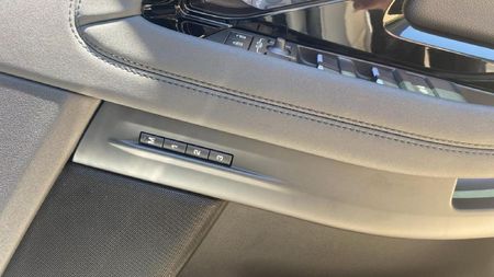 2022-Land-Rover-Range-Rover-Evoque-20D-HSE-R-Dynamic-D200-147kW_16