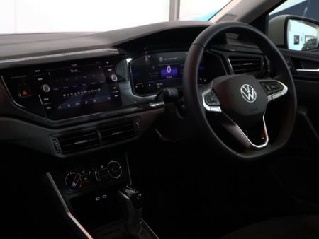2025-Volkswagen-Polo-10-TSI-Life-Auto-DSG_18
