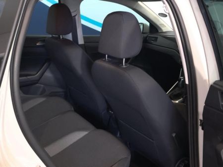 2025-Volkswagen-Polo-10-TSI-Life-Auto-DSG_19