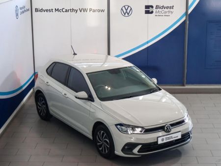 2025-Volkswagen-Polo-10-TSI-Life-Auto-DSG_2