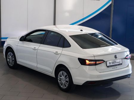 2025-Volkswagen-Polo-16-Classic-Auto_6