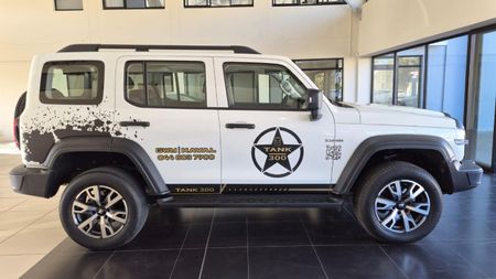 2025-GWM-Tank-300-24TD-Luxury-Auto_2