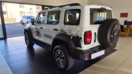 2025-GWM-Tank-300-24TD-Luxury-Auto_3