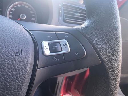2026-Volkswagen-Polo-Vivo-14-Life_10