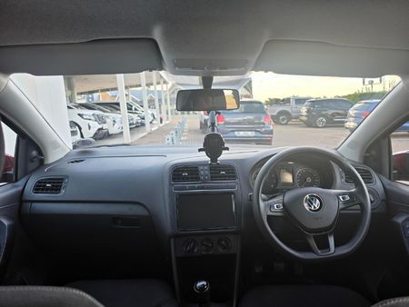 2026-Volkswagen-Polo-Vivo-14-Life_7