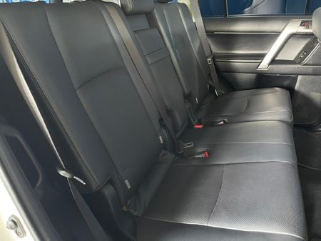 2019-Toyota-Land-Cruiser-Prado-30-D-VX-Auto_7