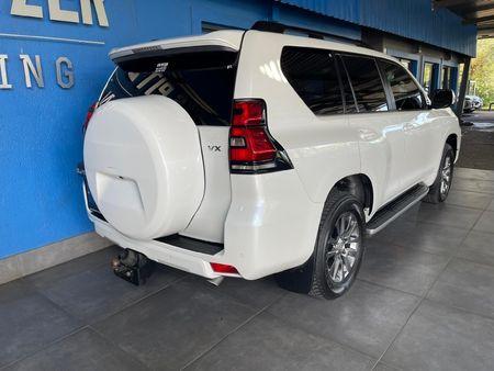 2019-Toyota-Land-Cruiser-Prado-30-D-VX-Auto_8